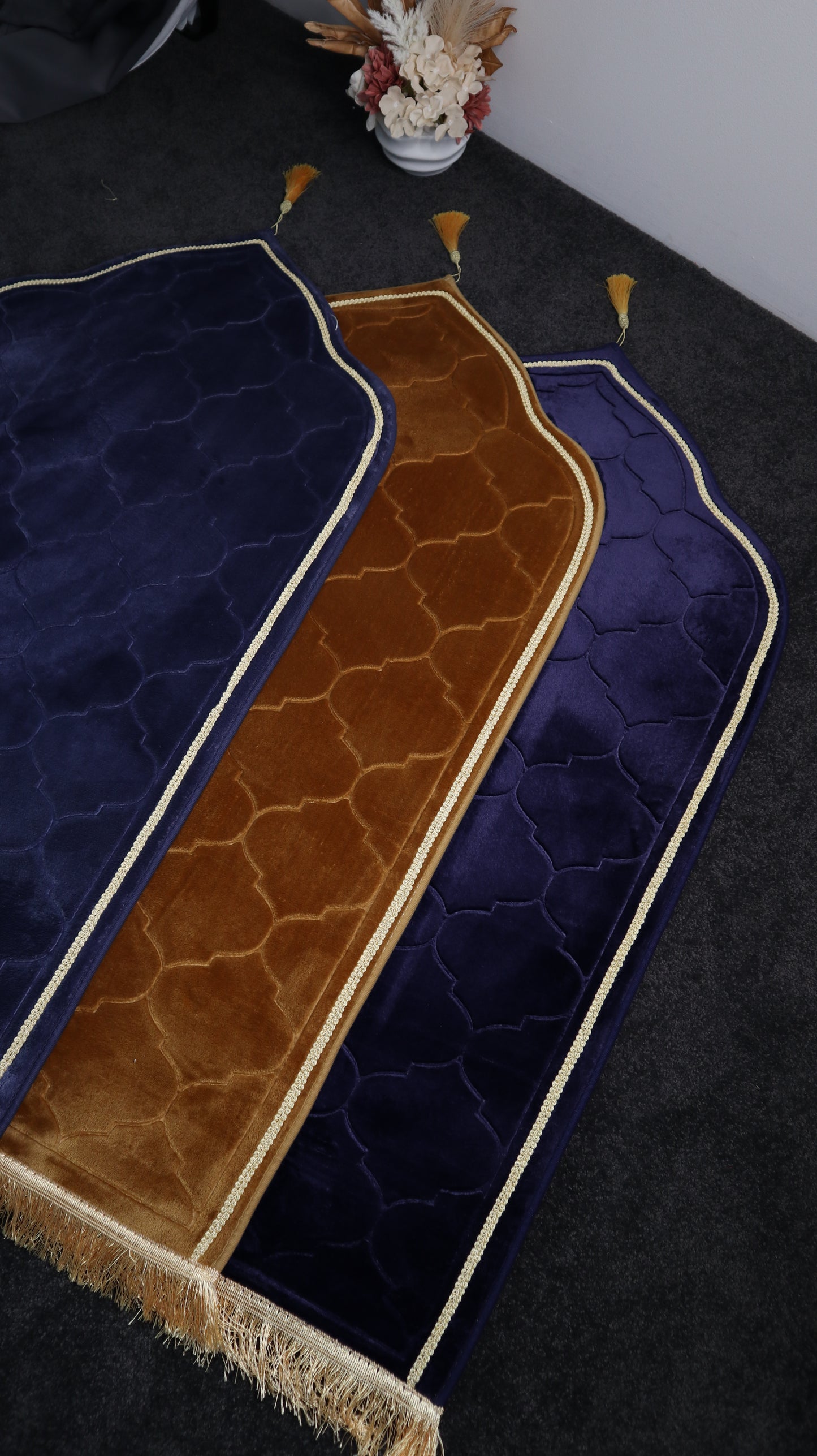 Luxury Prayer Mats Embroidered - Dark Blue