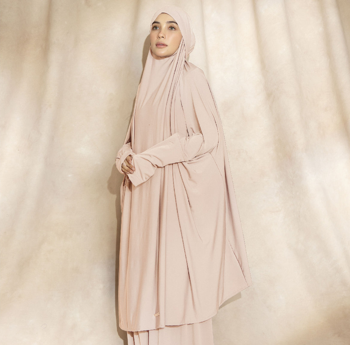 Hameeda Jersey Prayer clothes for Hajj & Umrah - Soft Beige
