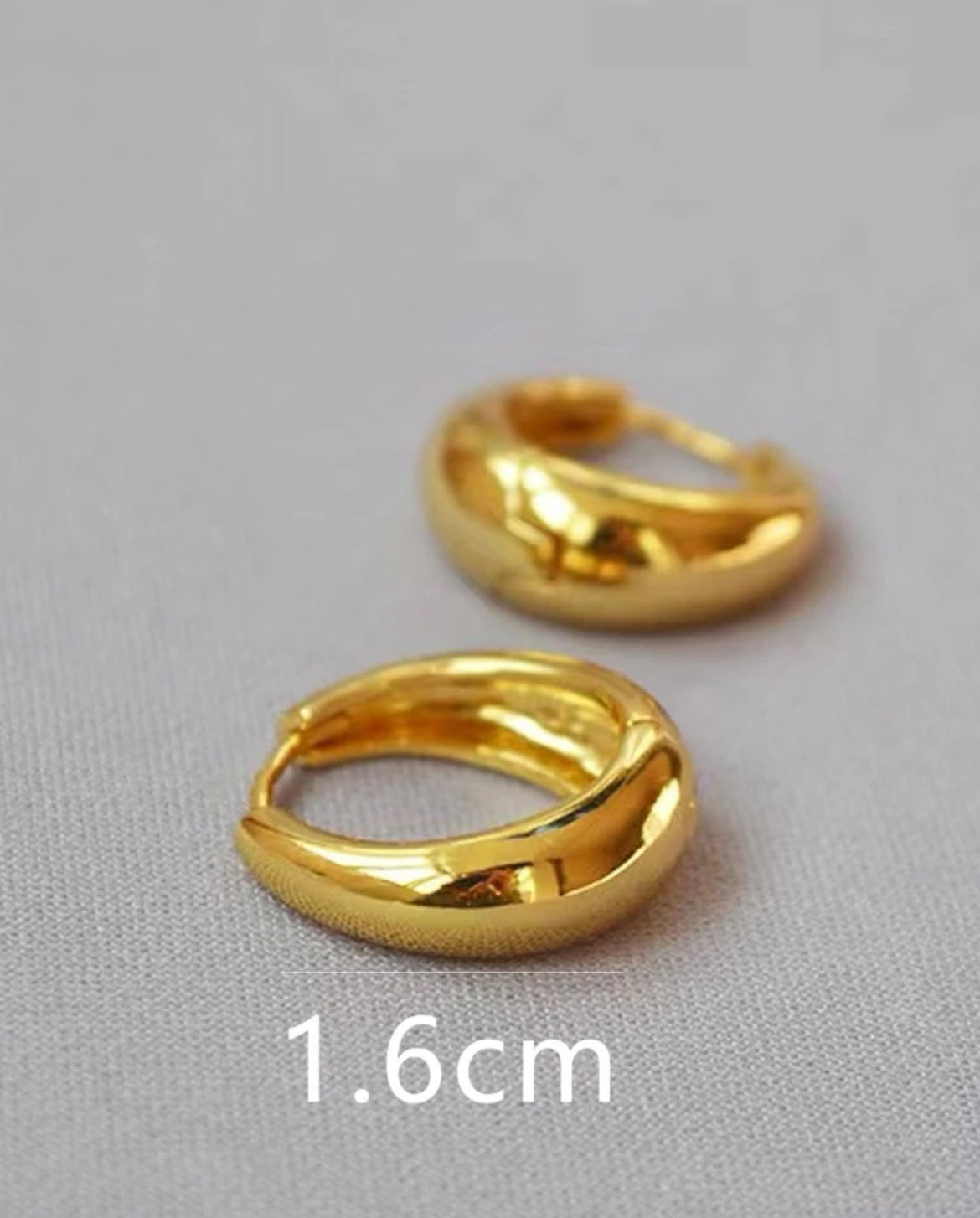 Minimalist Hoop Earrings