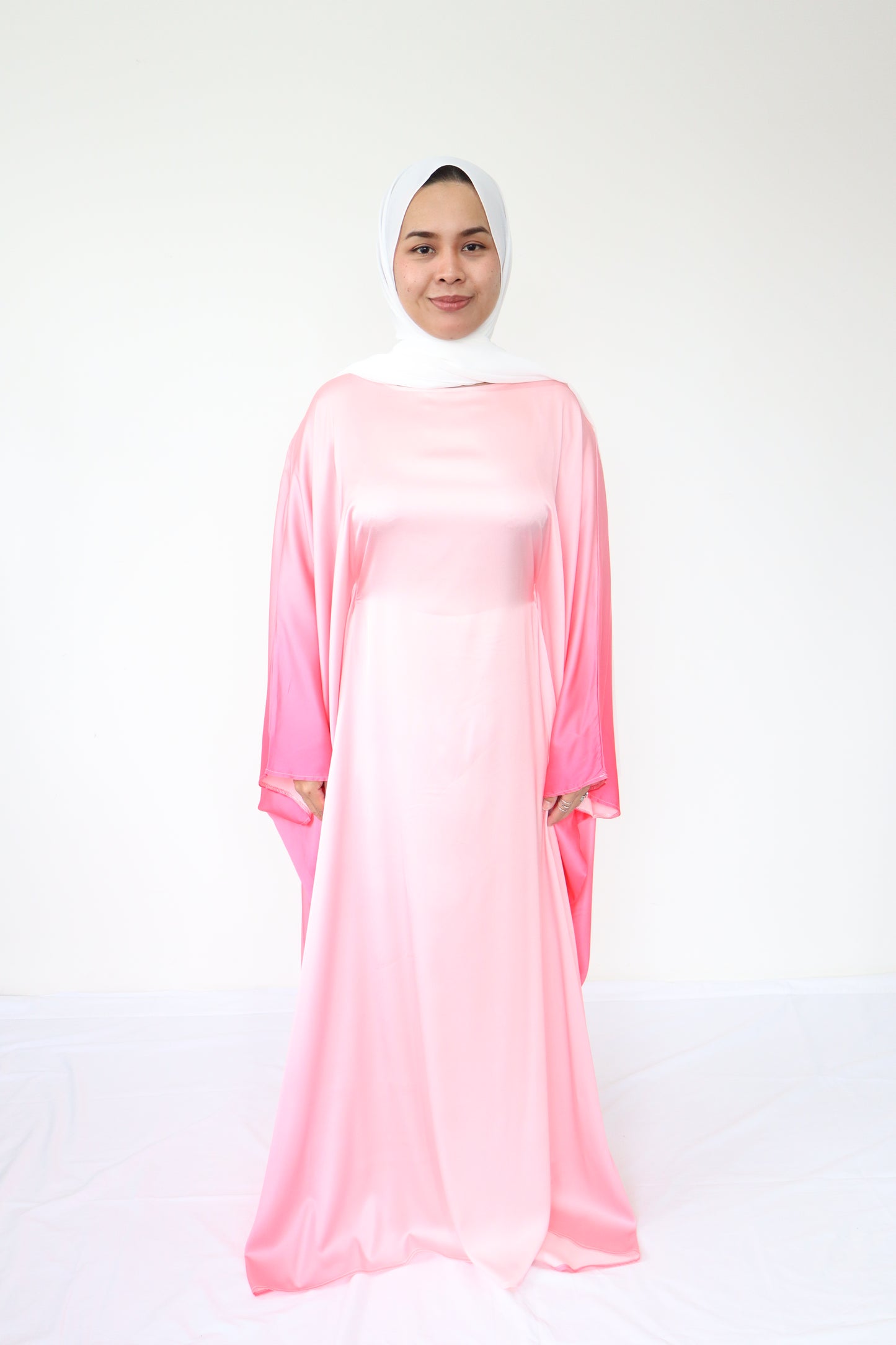 Jasmin Gradient batwing Satin Abaya - Blush