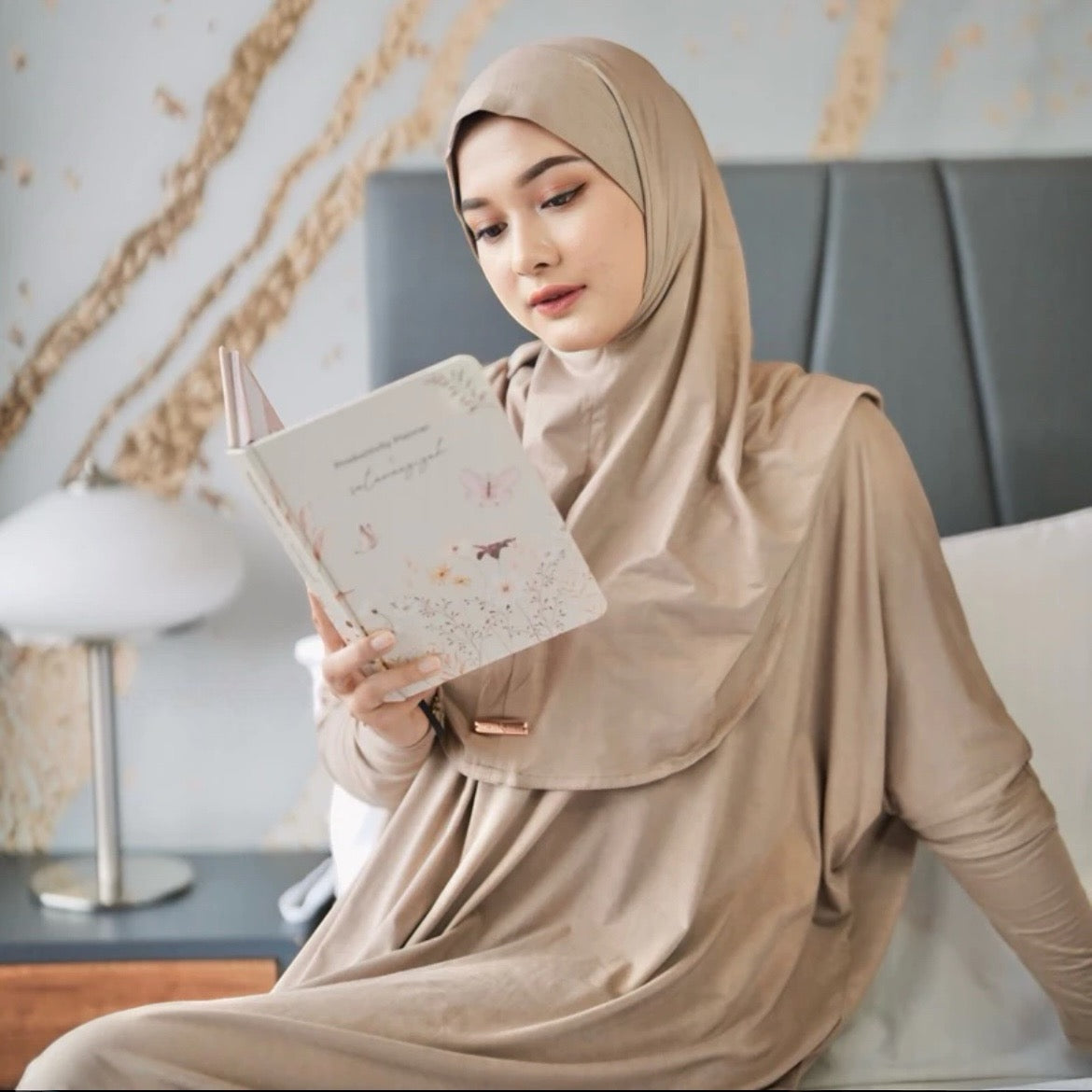 Helwa Abaya - Breastfeeding Friendly fit to XXL ( without Hijab )