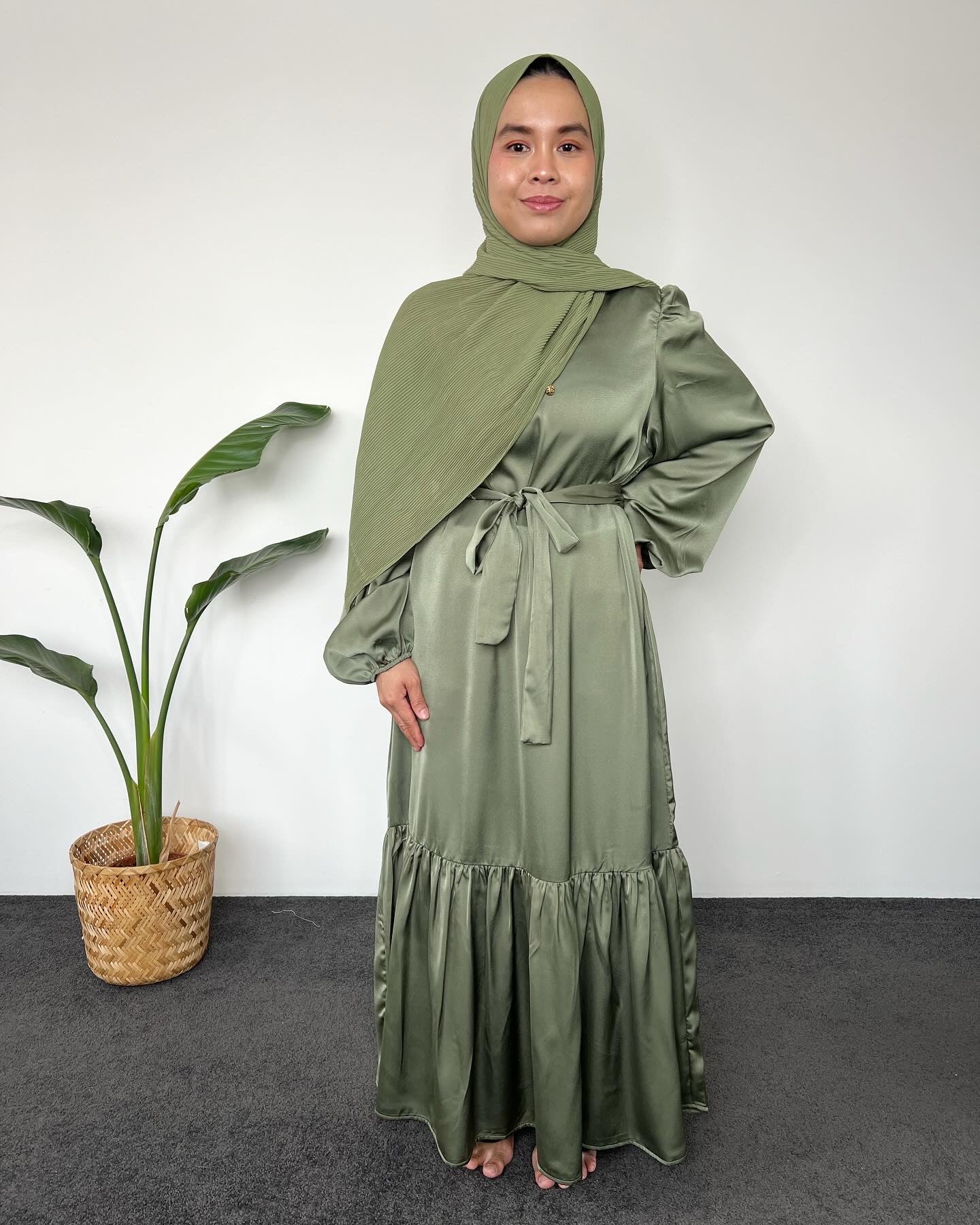 Ruffle Dress Olives