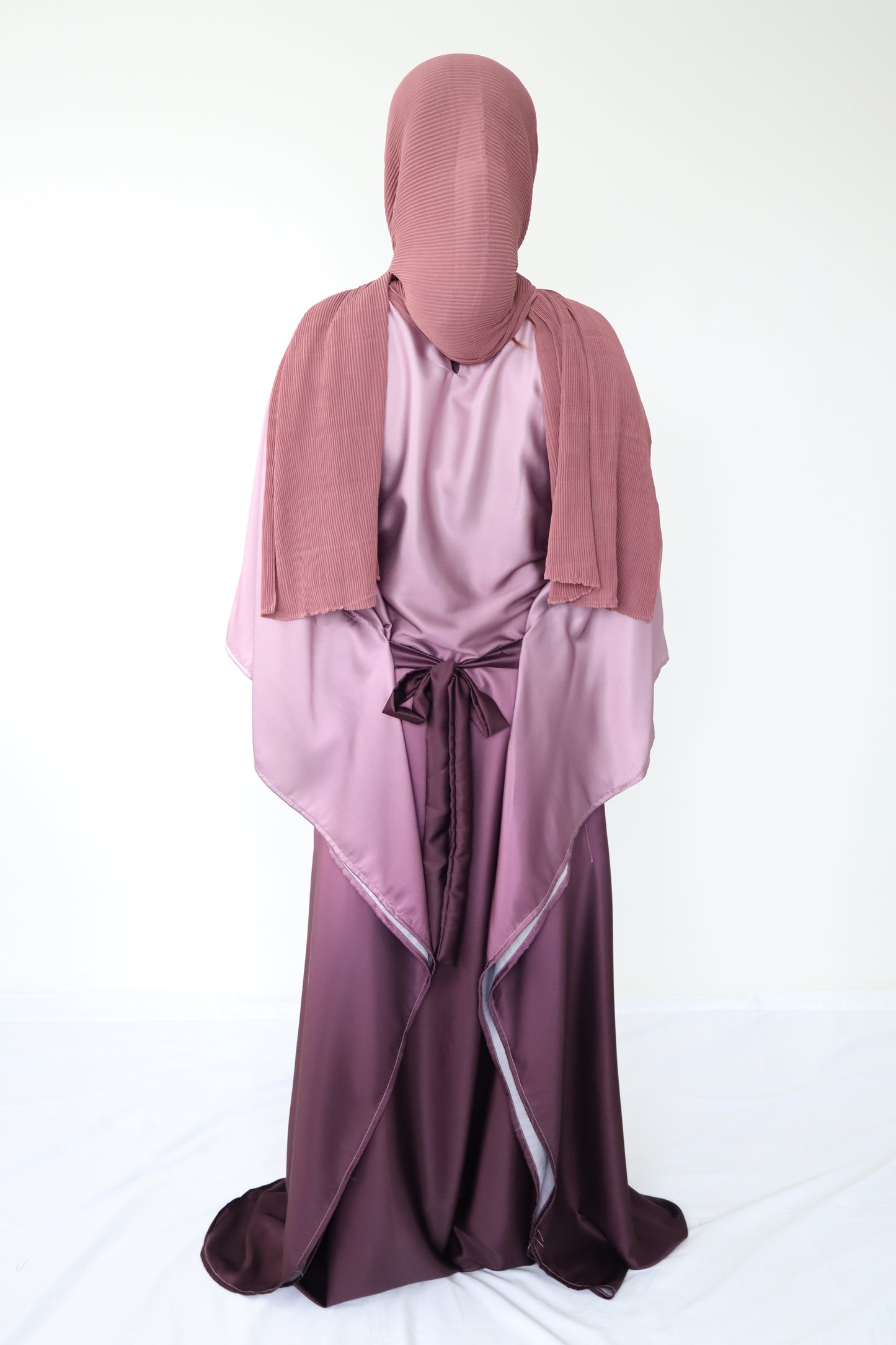 Namelis Gradient batwing Satin Abaya - Mauve