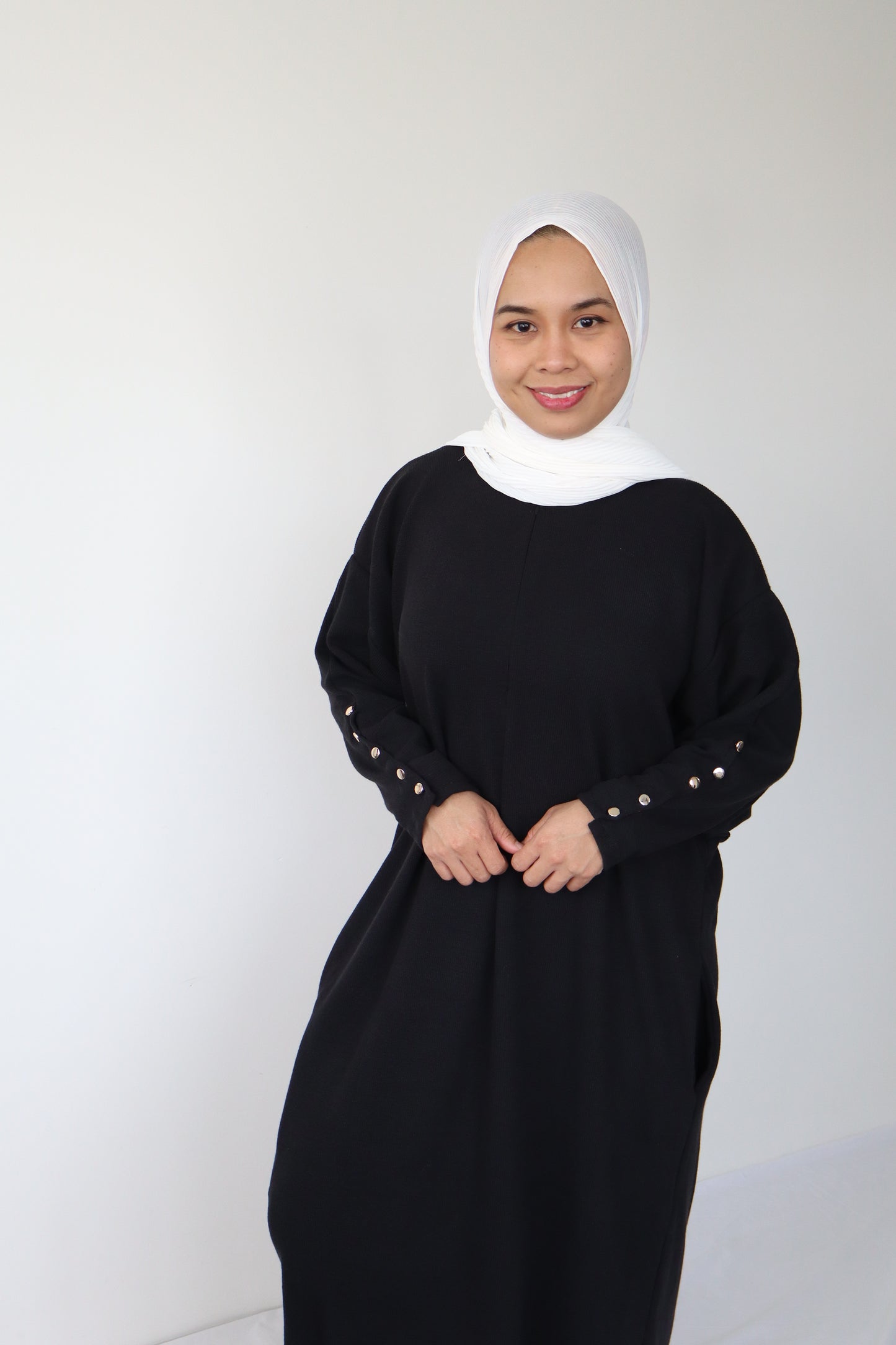 Alana Abaya - Black