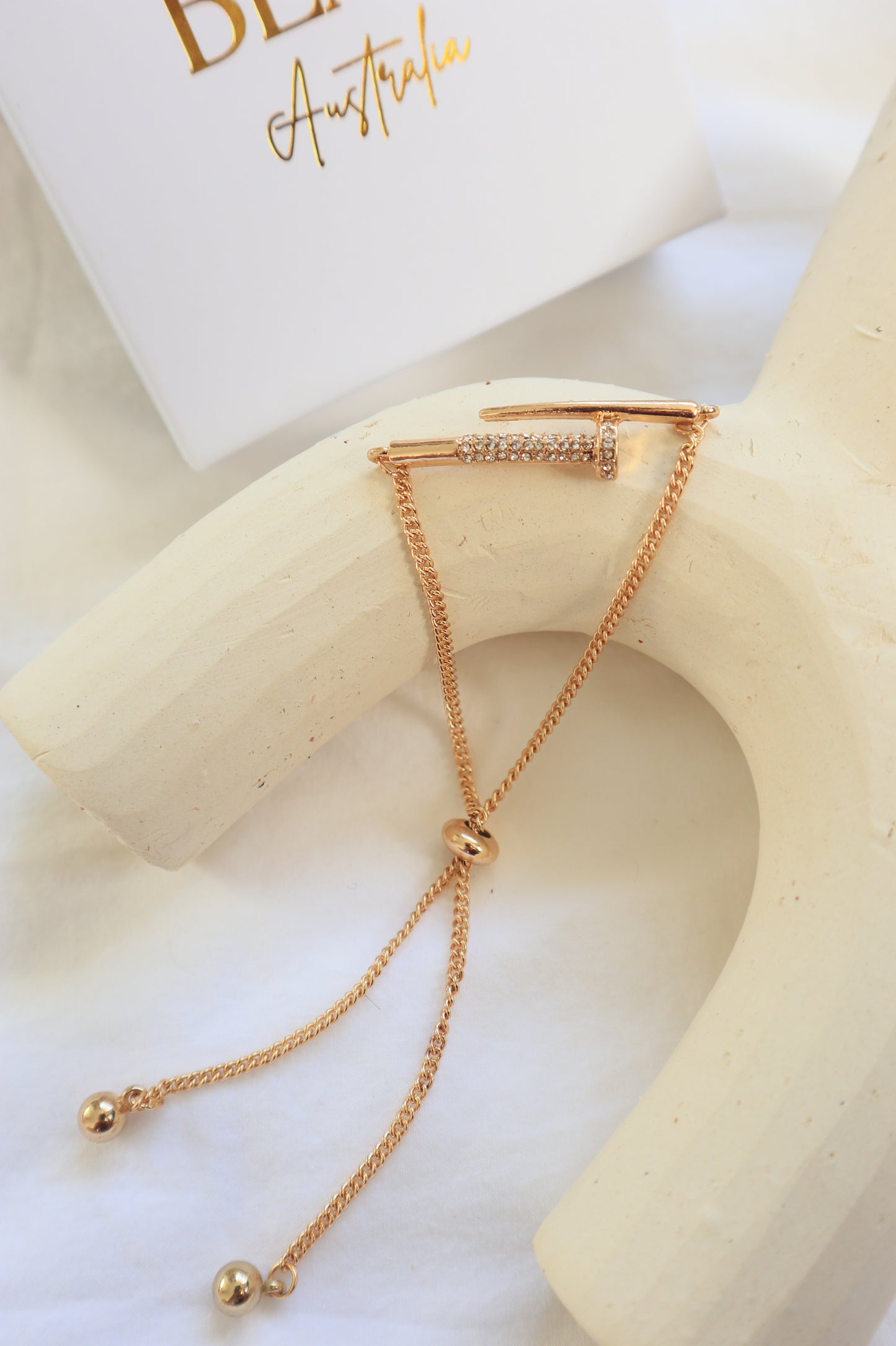 T Faux Pearl Bracelet With Full Rhinestone