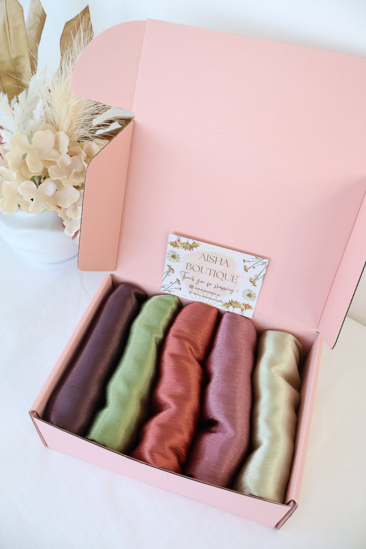 Hijab Gift set - Textured Silk Cradenza