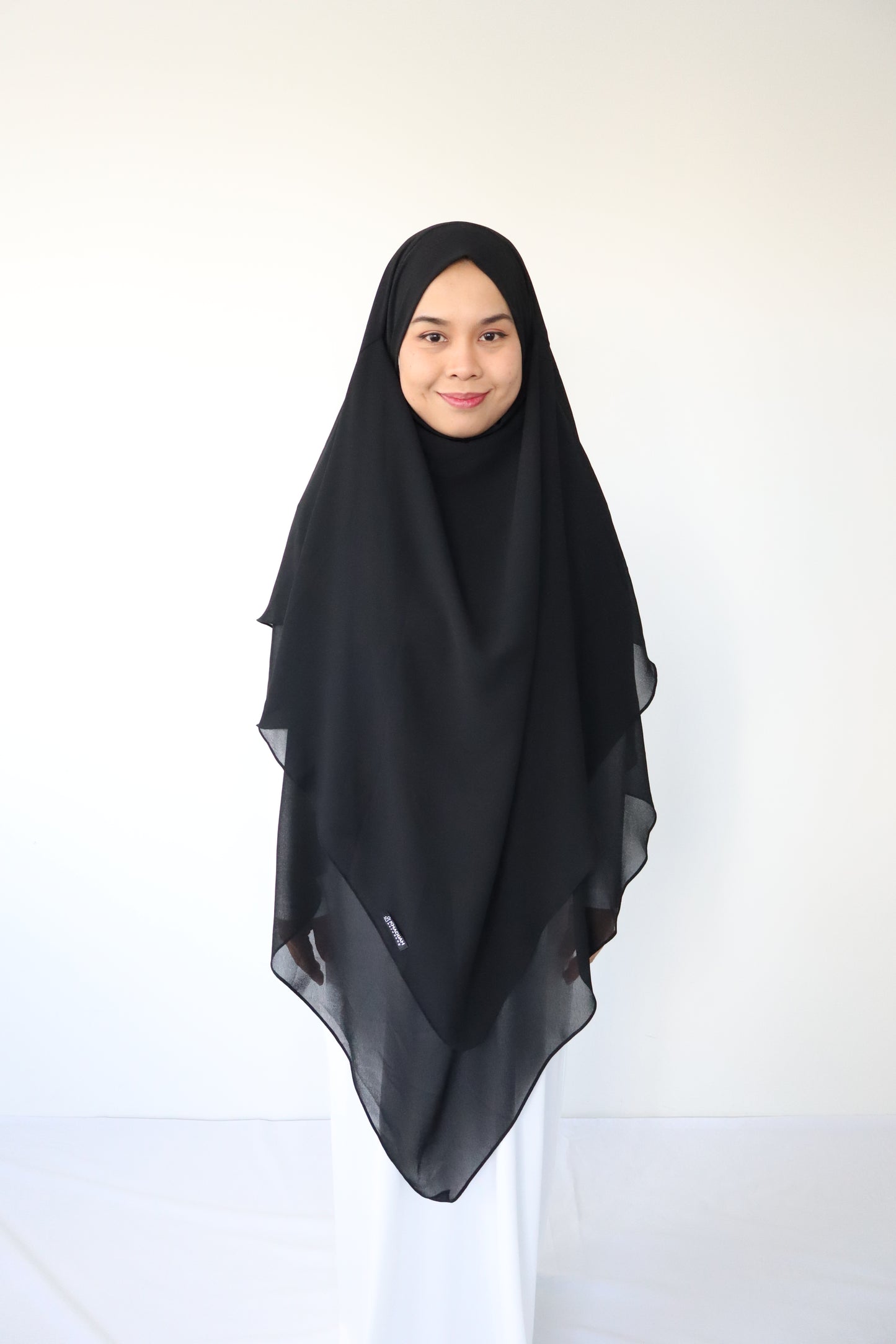 Khadijah Chiffon Khimar Stretched on ( XLarge )