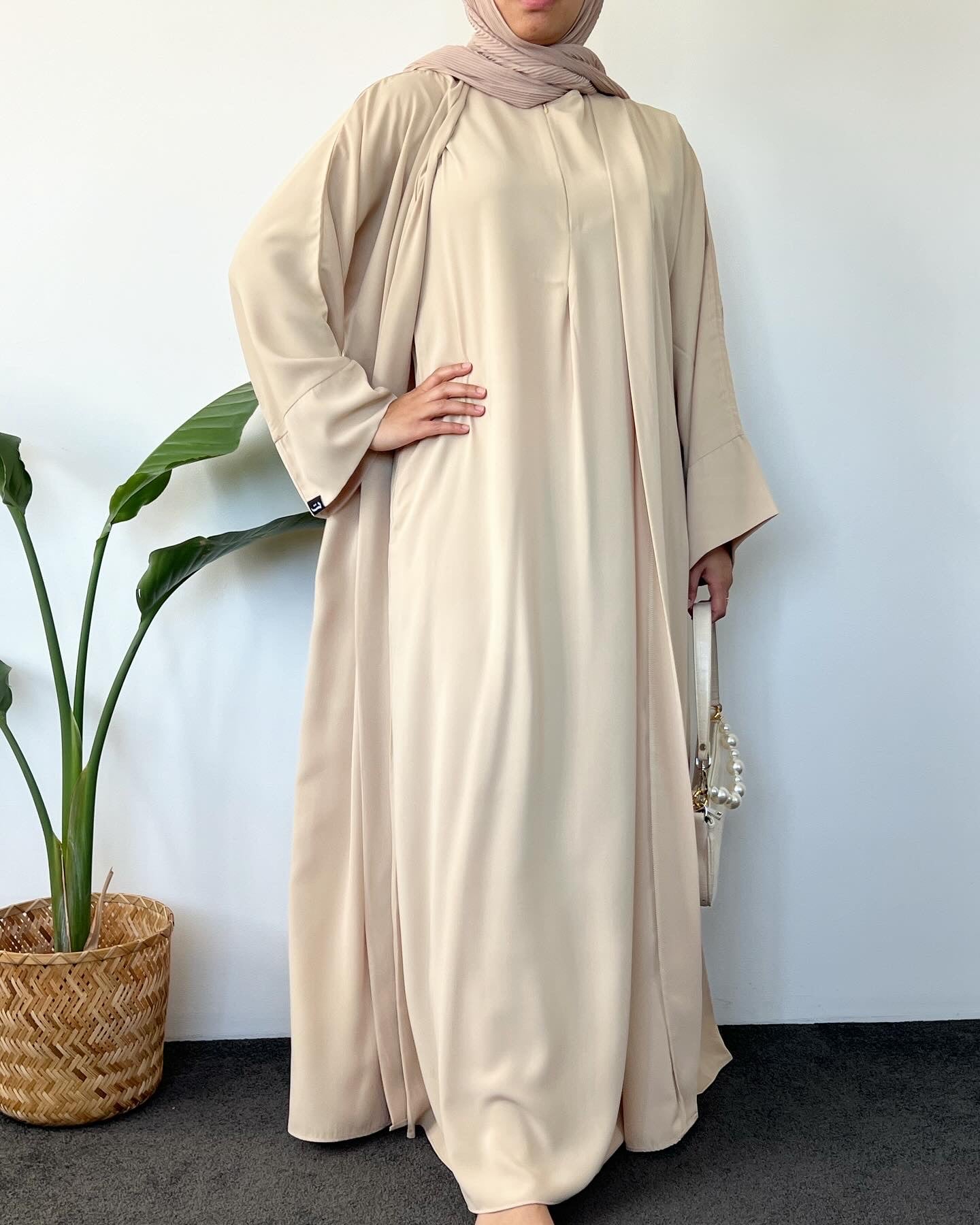 Taal Abaya set - Khaky ( Sleveeless inner + outer + pocket )