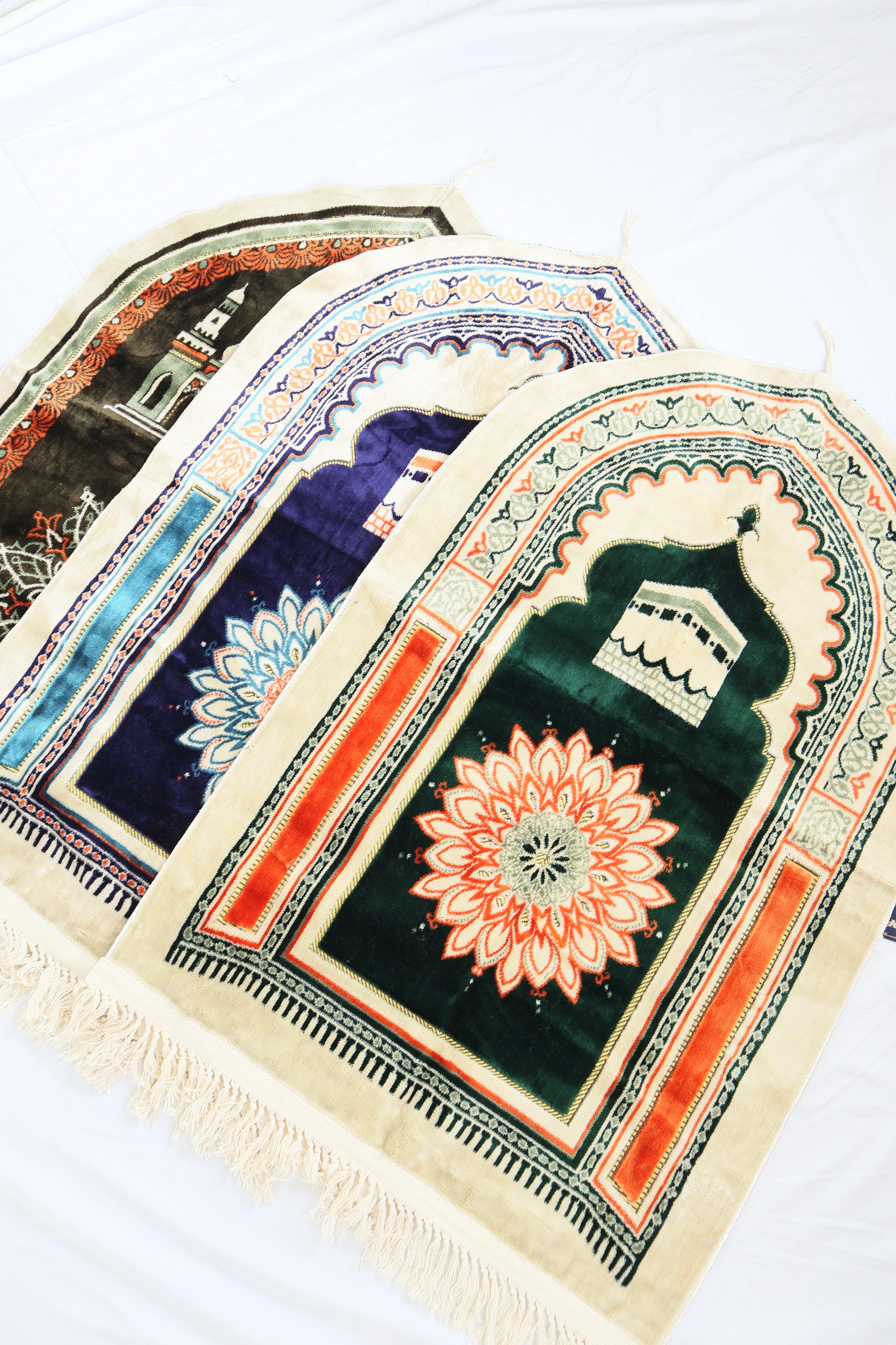 Prayer Rugs – Aisha Boutique AU