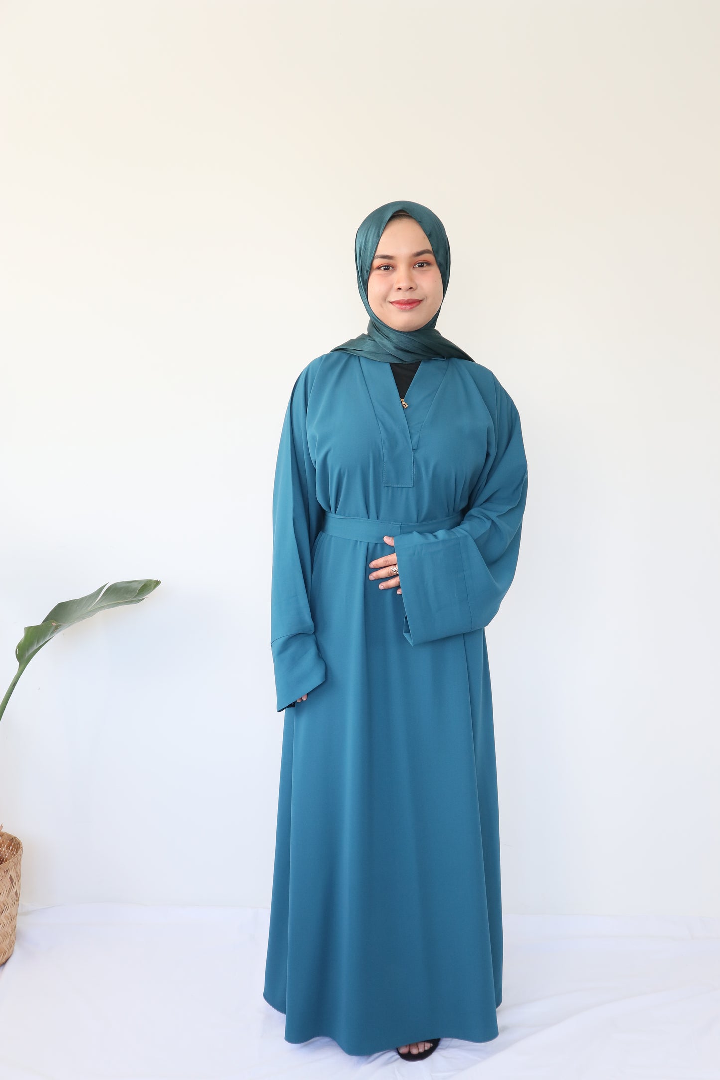 Aisha Basic Abaya - Teal