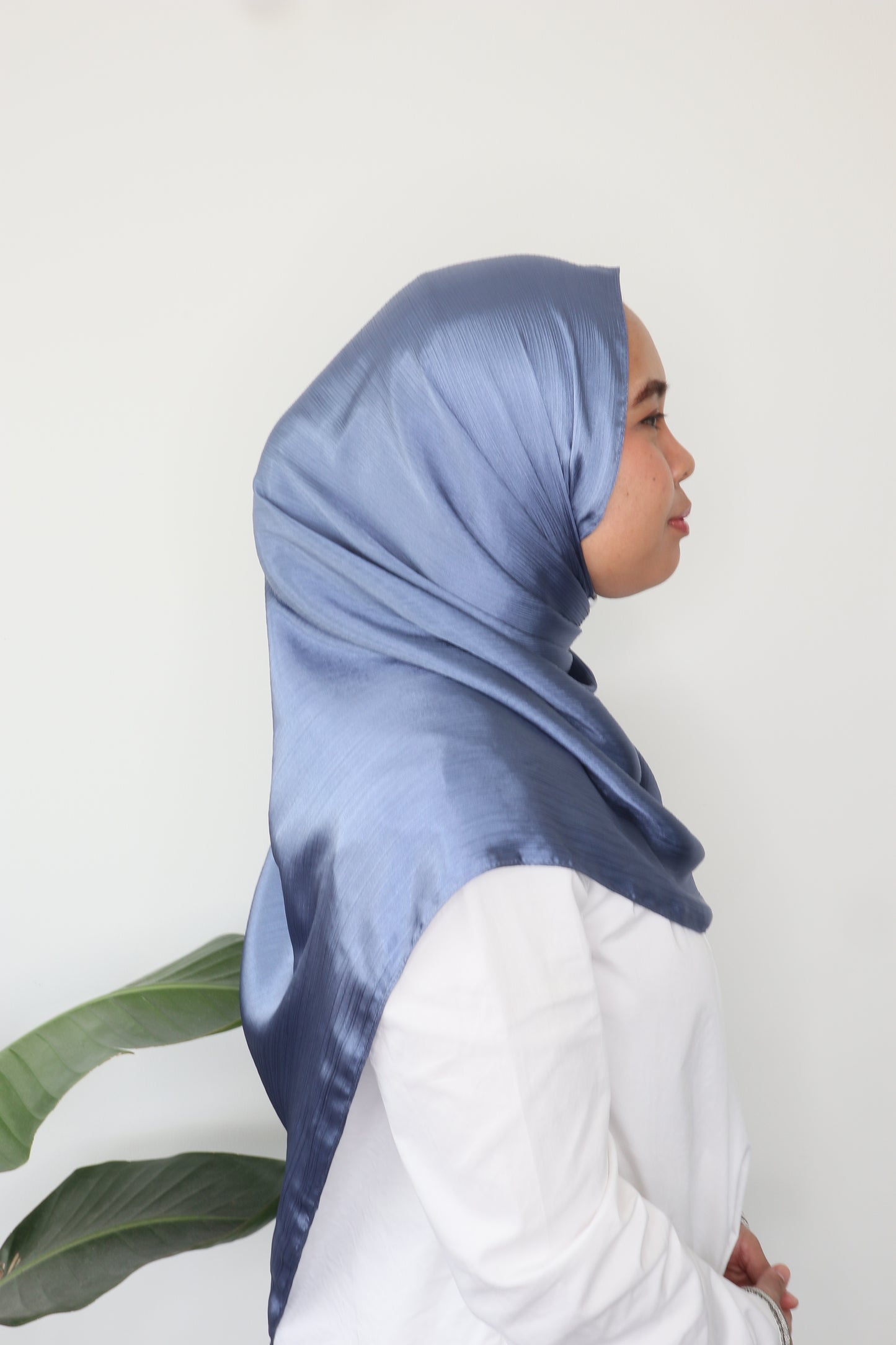 Textured Silk Luxe Hijab - Silk Cradenza