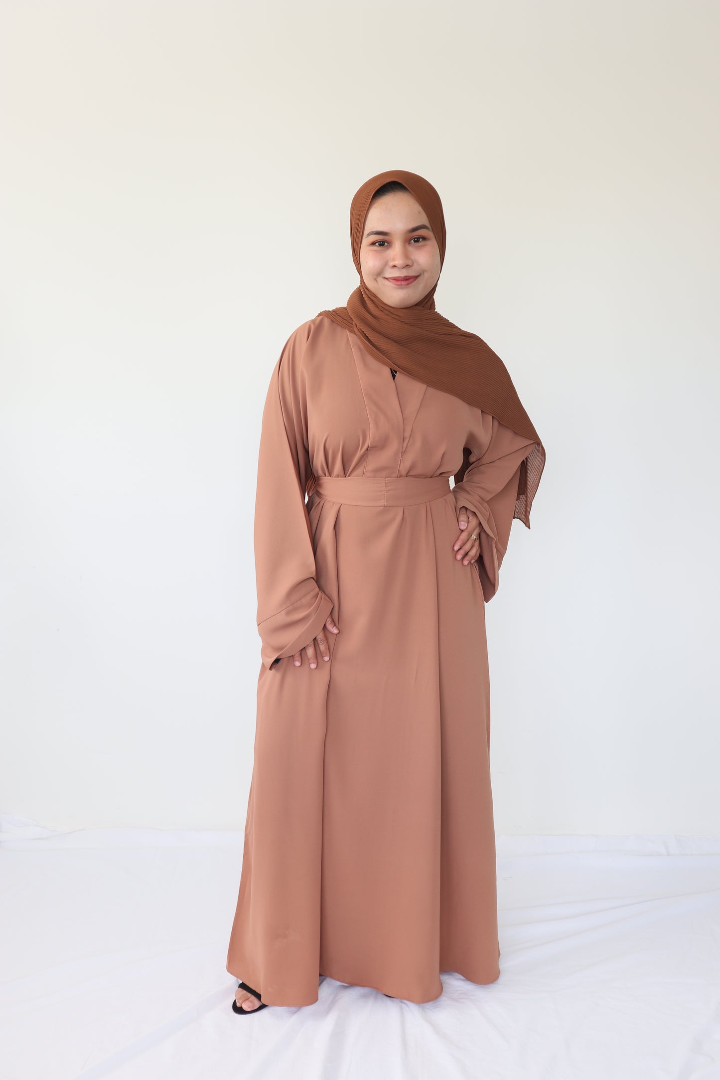 Aisha Basic Abaya - Caramel