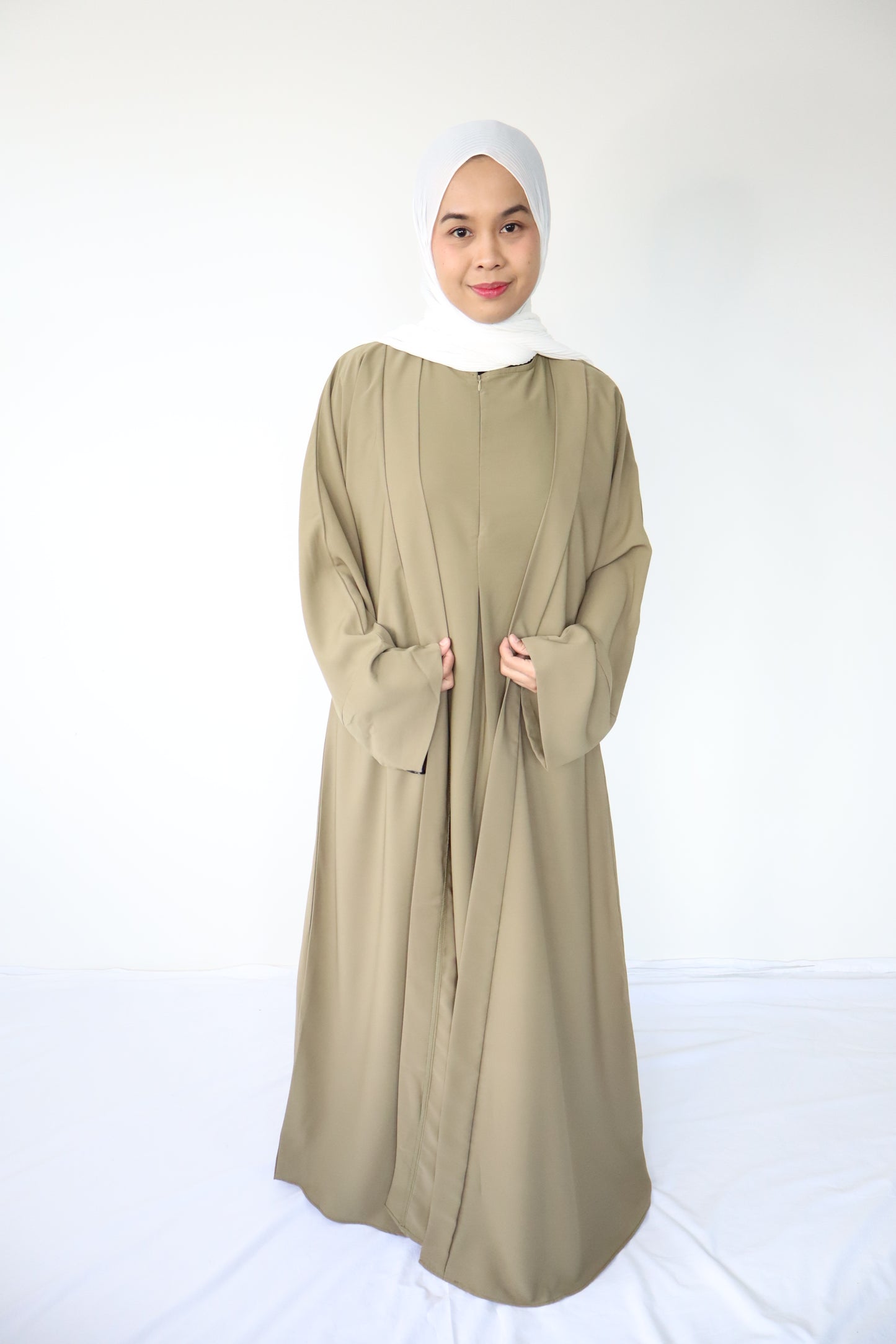 Taal Abaya set - Green fossil ( Sleveeless inner + outer + pocket )