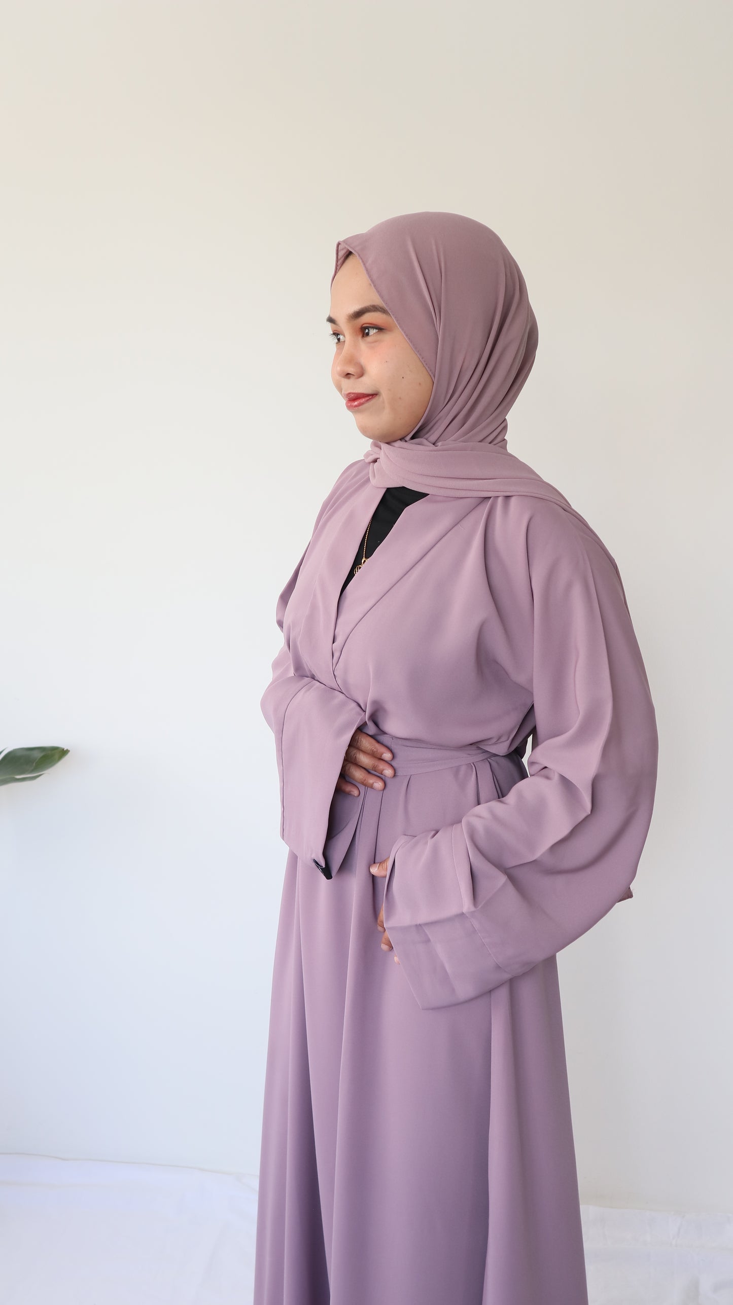 Aisha Basic Abaya - Lavender