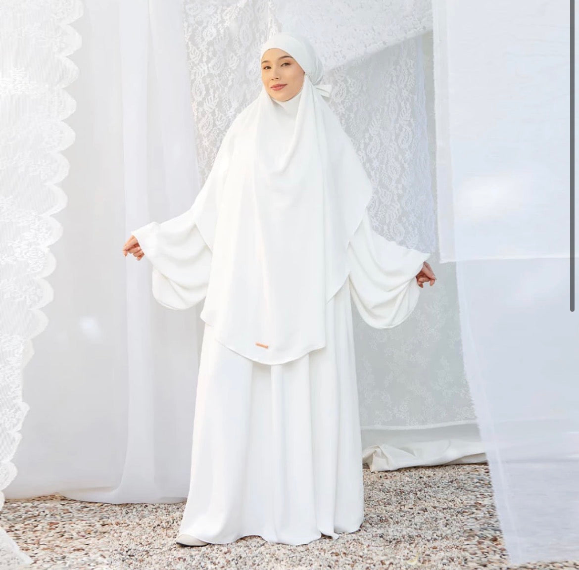 Mida Umrah Dress set with khimar