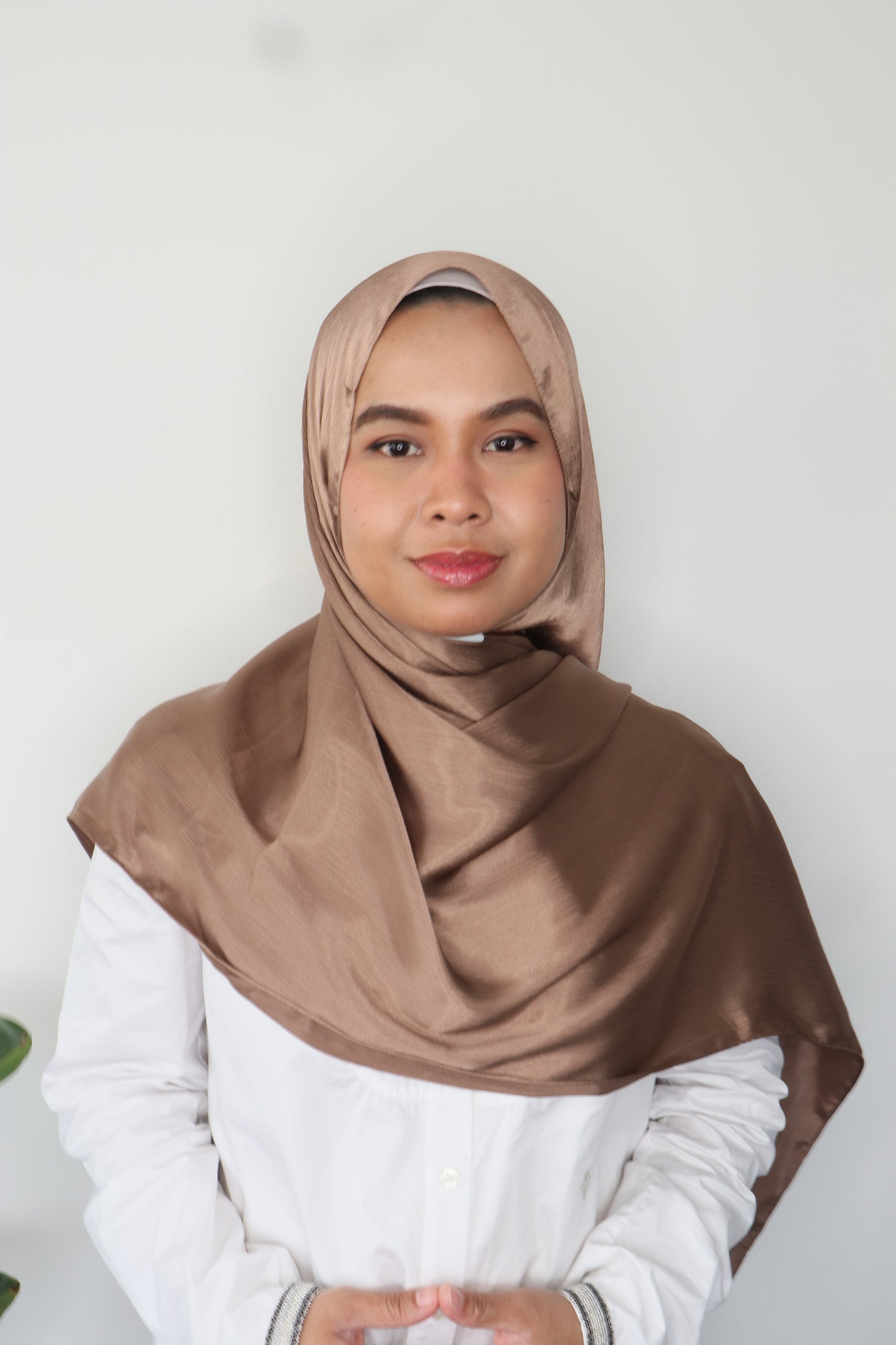 Textured Silk Luxe Hijab - Silk Cradenza