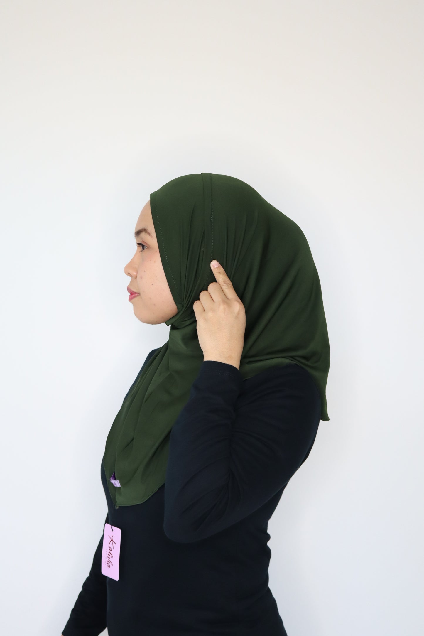 Instant hijab with ear holes for Glasses , Earpods, Mask and stethoscopes