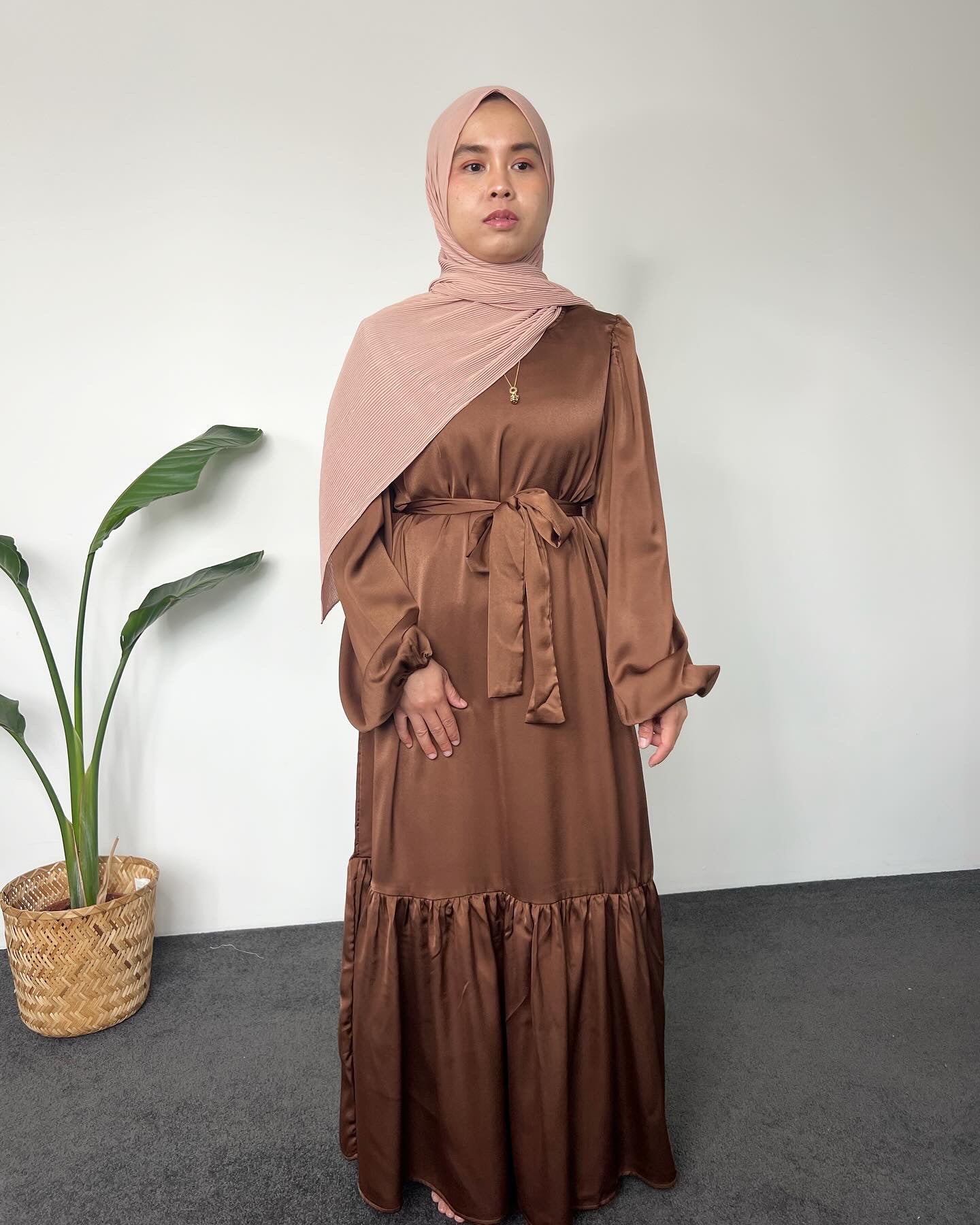 Ruffle Dress Brown