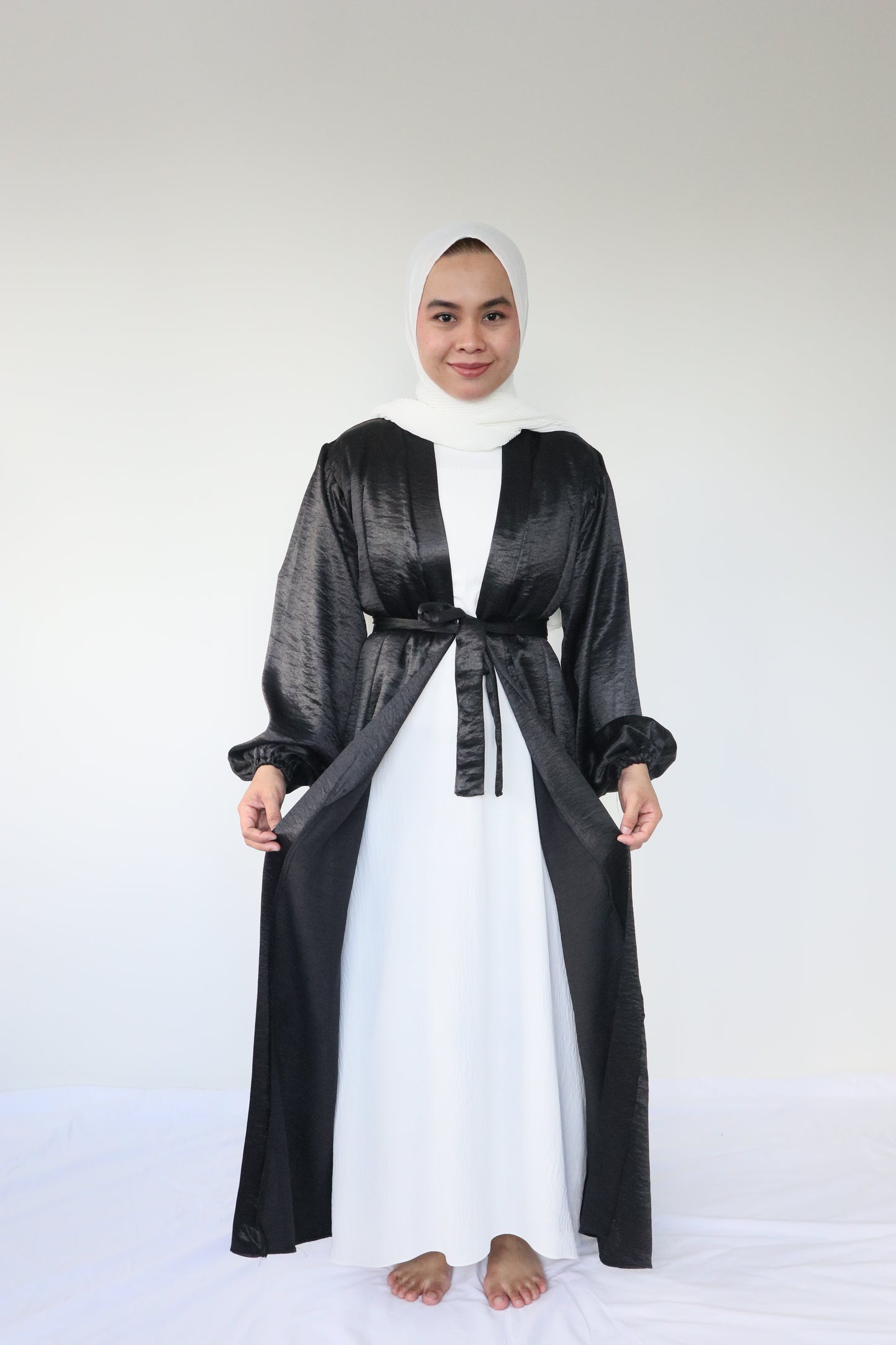 Zalina Abaya + slip dress - Black