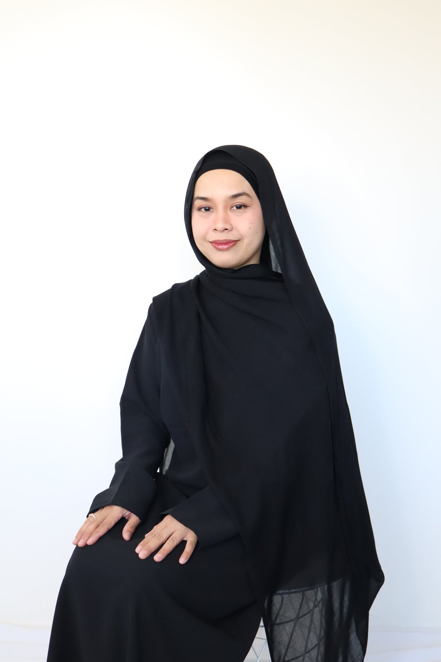 Modah Hijab Set with matching inner