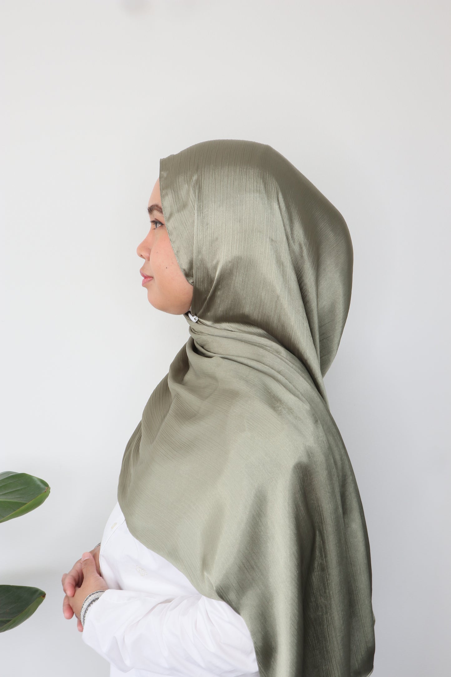 Textured Silk Luxe Hijab - Silk Cradenza