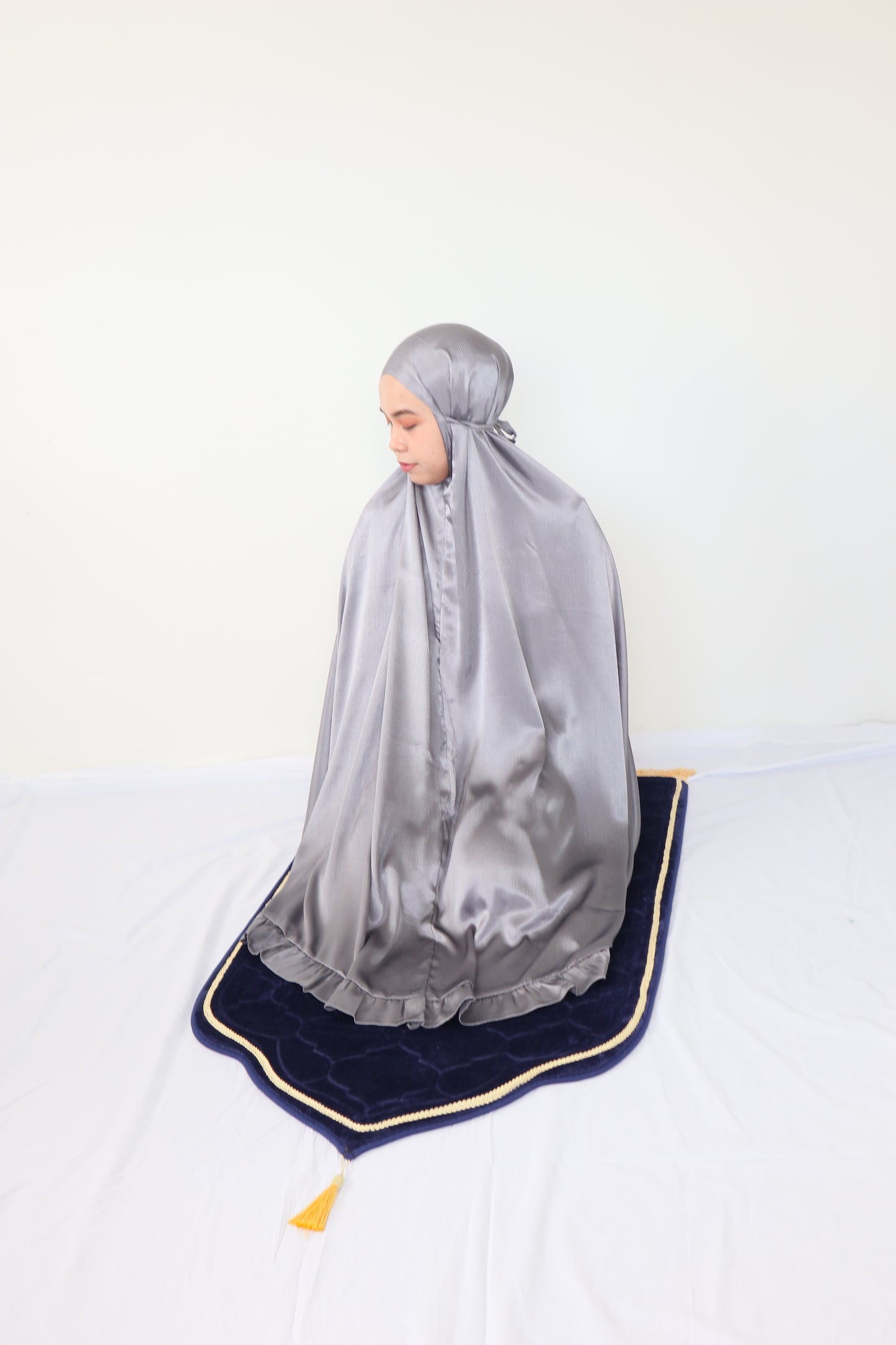 Khanza Woman prayer clothes -  Stone