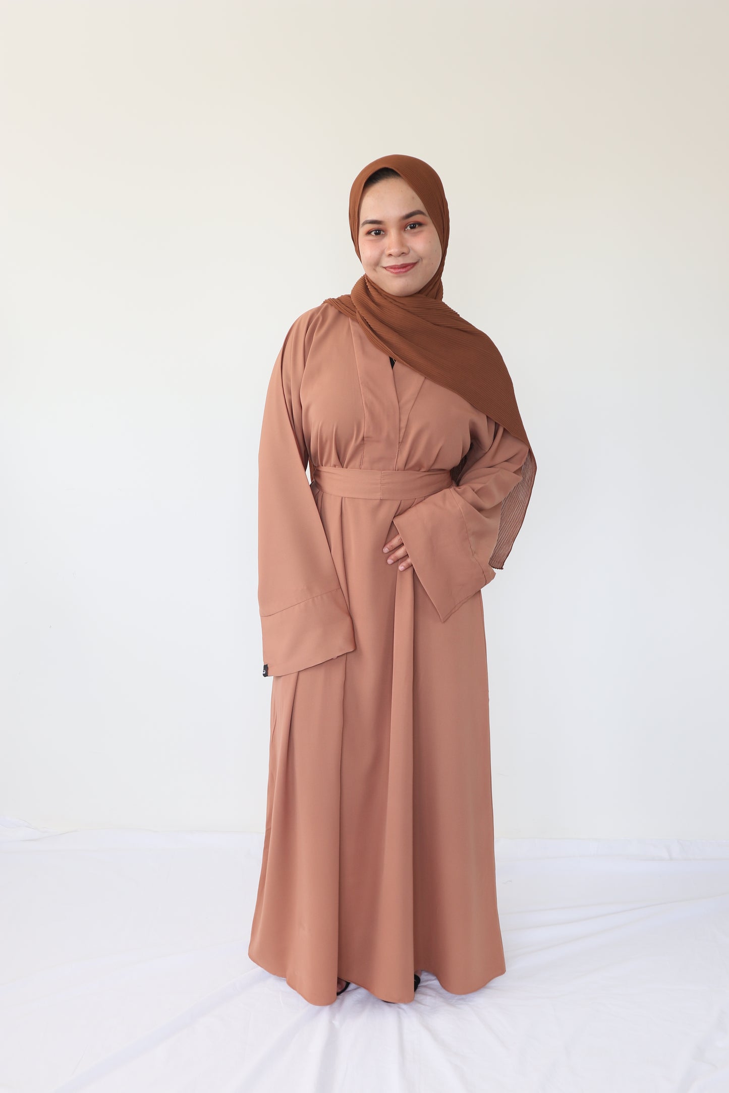 Aisha Basic Abaya - Caramel