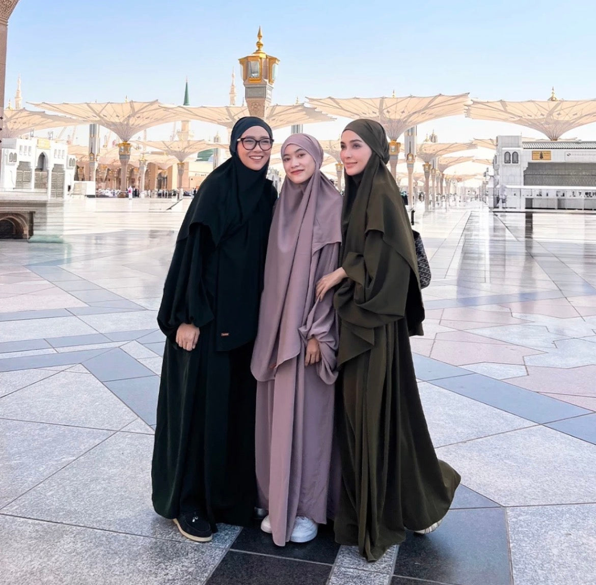 Mida Umrah Dress set with khimar
